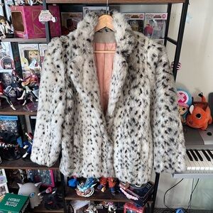 Vintage Olympia Faux Fur Leopard Print Coat Womens L Made In USA